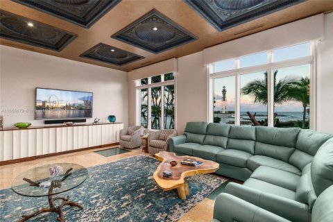 Villa ou maison à louer à Pompano Beach, Floride: 5 chambres, 629.97 m2 № 1943257 - photo 18
