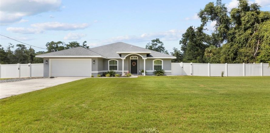 Villa ou maison à Chiefland, Floride 4 chambres, 196.95 m2 № 2350208