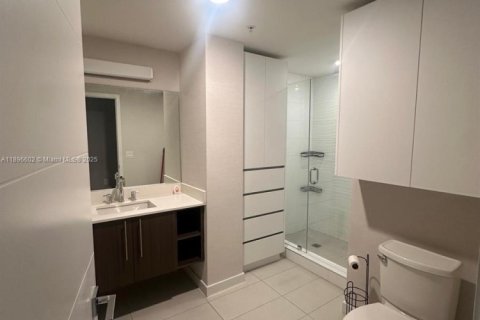 Снять в аренду кондоминиум в Майами, Флорида 1 спальня, 73.58м2, № 1947803 - фото 10