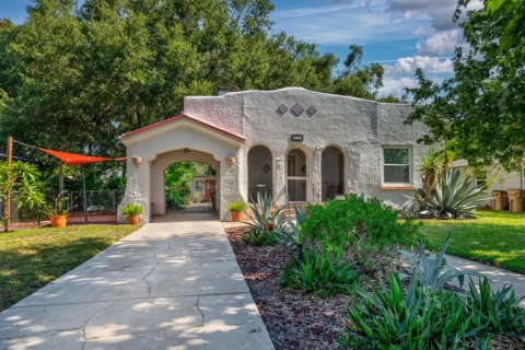 Villa ou maison à vendre à Mount Dora, Floride: 2 chambres, 88.16 m2 № 1857814 - photo 1