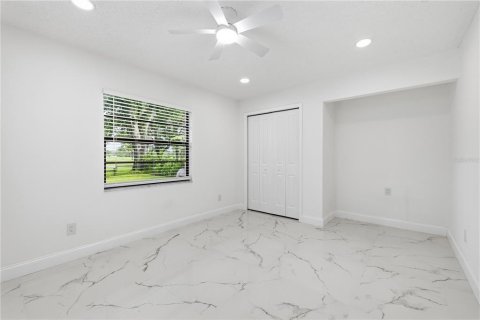 Casa en venta en Palm Harbor, Florida, 3 dormitorios, 163.79 m2 № 2284148 - foto 6