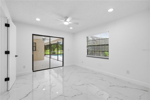Casa en venta en Palm Harbor, Florida, 3 dormitorios, 163.79 m2 № 2284148 - foto 5