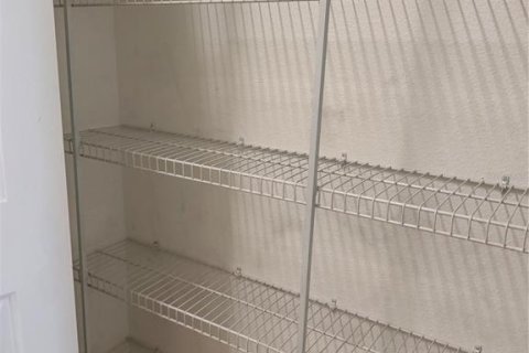 Touwnhouse à louer à Clermont, Floride: 2 chambres, 79.71 m2 № 2219453 - photo 16