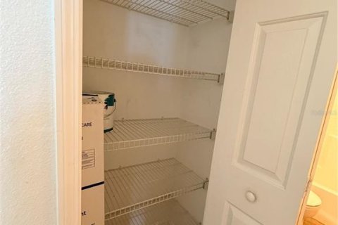 Touwnhouse à louer à Clermont, Floride: 2 chambres, 79.71 m2 № 2219453 - photo 11