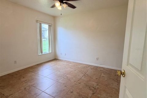 Touwnhouse à louer à Clermont, Floride: 2 chambres, 79.71 m2 № 2219453 - photo 6