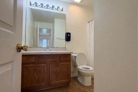 Touwnhouse à louer à Clermont, Floride: 2 chambres, 79.71 m2 № 2219453 - photo 8