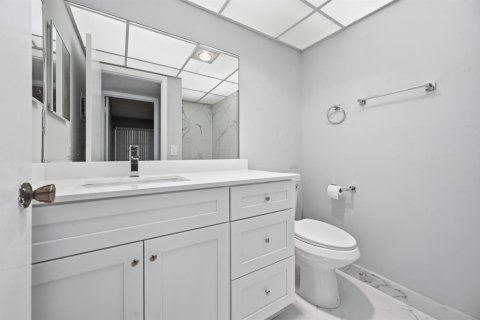 Copropriété à vendre à Delray Beach, Floride: 2 chambres, 83.8 m2 № 2182988 - photo 14