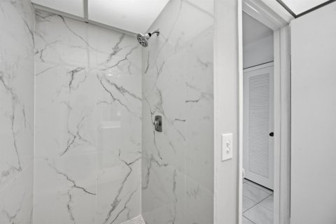 Copropriété à vendre à Delray Beach, Floride: 2 chambres, 83.8 m2 № 2182988 - photo 15