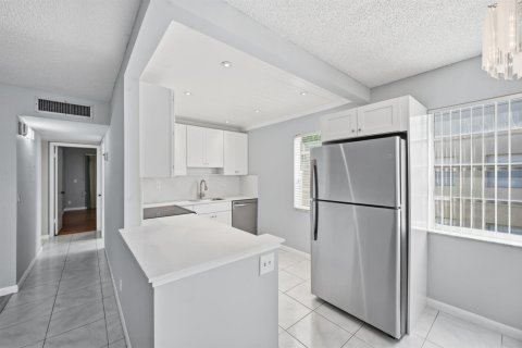 Copropriété à vendre à Delray Beach, Floride: 2 chambres, 83.8 m2 № 2182988 - photo 10