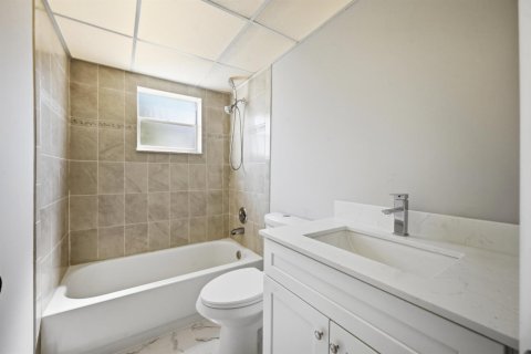 Copropriété à vendre à Delray Beach, Floride: 2 chambres, 83.8 m2 № 2182988 - photo 18