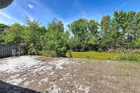 Commercial property in Seminole, Florida 3 bedrooms, 159.79 sq.m. № 2348190 - photo 27