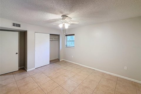 Commercial property in Seminole, Florida 3 bedrooms, 159.79 sq.m. № 2348190 - photo 13