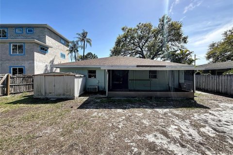 Commercial property in Seminole, Florida 3 bedrooms, 159.79 sq.m. № 2348190 - photo 21