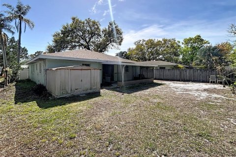 Commercial property in Seminole, Florida 3 bedrooms, 159.79 sq.m. № 2348190 - photo 19