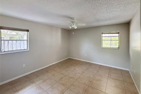 Commercial property in Seminole, Florida 3 bedrooms, 159.79 sq.m. № 2348190 - photo 10