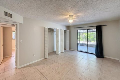 Commercial property in Seminole, Florida 3 bedrooms, 159.79 sq.m. № 2348190 - photo 15