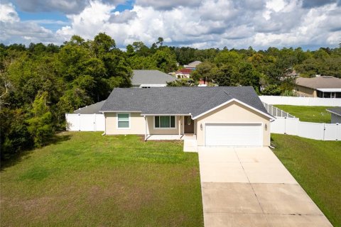 Casa en venta en Ocala, Florida, 3 dormitorios, 121.89 m2 № 1906684 - foto 1
