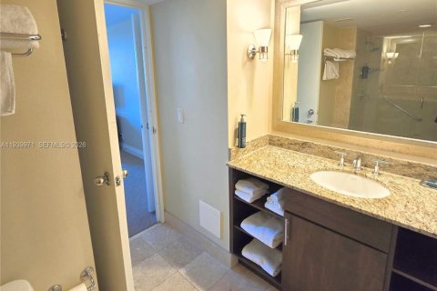 Купить кондоминиум в Форт-Лодердейл, Флорида 1 спальня, 54.44м2, № 1997298 - фото 13