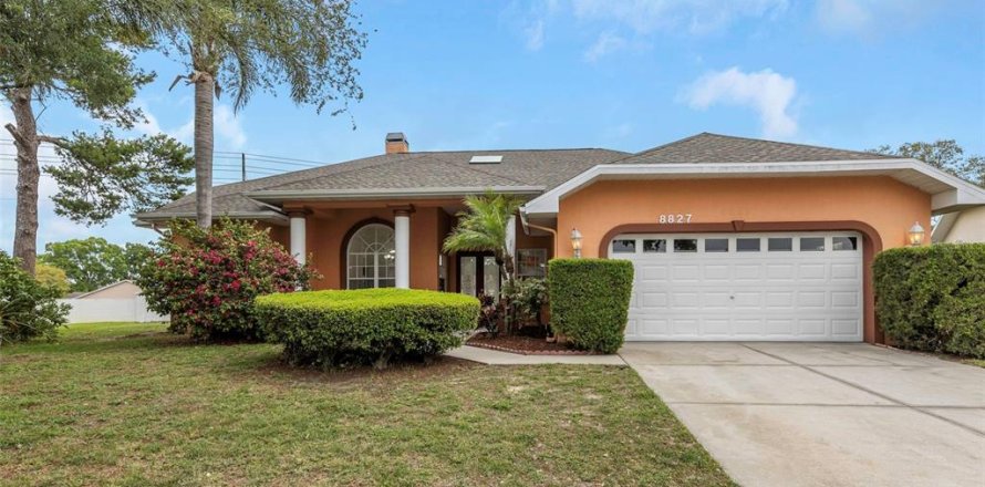Casa en Hudson, Florida 4 dormitorios, 260.22 m2 № 1638094