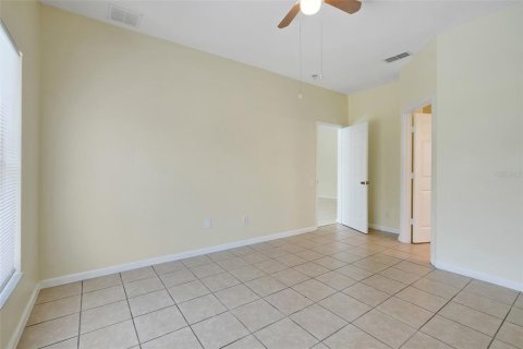Villa ou maison à vendre à Kissimmee, Floride: 4 chambres, 145.58 m2 № 2201319 - photo 17