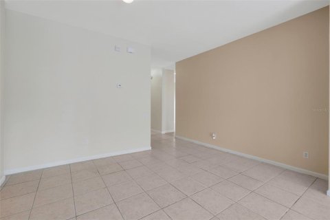 Villa ou maison à vendre à Kissimmee, Floride: 4 chambres, 145.58 m2 № 2201319 - photo 10