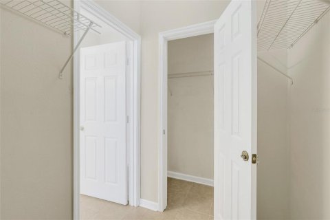 Villa ou maison à vendre à Kissimmee, Floride: 4 chambres, 145.58 m2 № 2201319 - photo 24