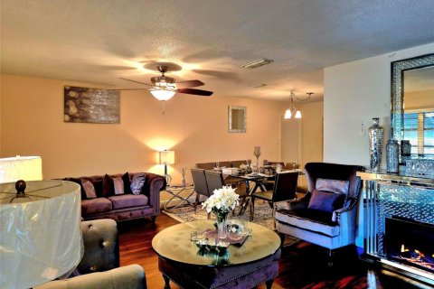 Casa en venta en Margate, Florida, 3 dormitorios, 170.38 m2 № 2250317 - foto 4
