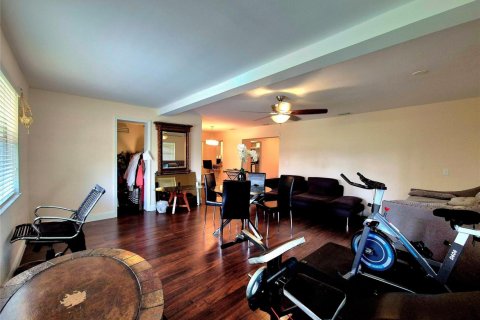 Casa en venta en Margate, Florida, 3 dormitorios, 170.38 m2 № 2250317 - foto 11