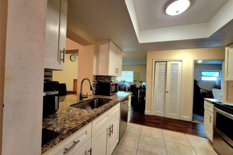 Casa en venta en Margate, Florida, 3 dormitorios, 170.38 m2 № 2250317 - foto 17
