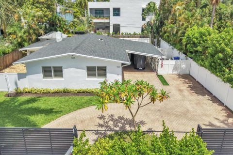 Casa en venta en Fort Lauderdale, Florida, 3 dormitorios, 160.35 m2 № 2171452 - foto 2