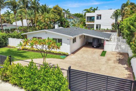 Casa en Fort Lauderdale, Florida 3 dormitorios, 160.35 m2 № 2171452