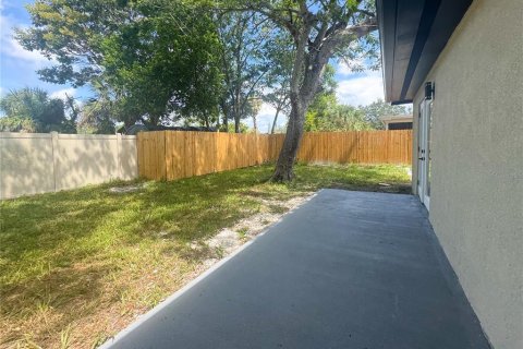 House in Holiday, Florida 3 bedrooms, 126.63 sq.m. № 1844921 - photo 25