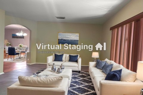 Casa en venta en Miami, Florida, 3 dormitorios, 142.98 m2 № 2037409 - foto 2