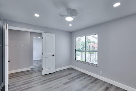 Copropriété à vendre à Boynton Beach, Floride: 2 chambres, 111.95 m2 № 1696536 - photo 15