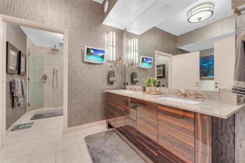 Copropriété à vendre à Miami Beach, Floride: 2 chambres, 176.24 m2 № 2016737 - photo 19