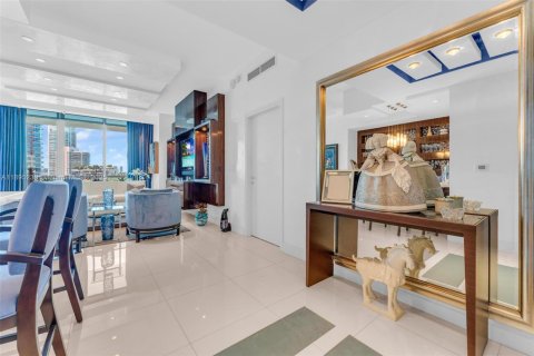 Copropriété à vendre à Miami Beach, Floride: 2 chambres, 176.24 m2 № 2016737 - photo 27