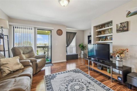 Condominio en alquiler en Palm Harbor, Florida, 3 dormitorios, 104.79 m2 № 1767243 - foto 11