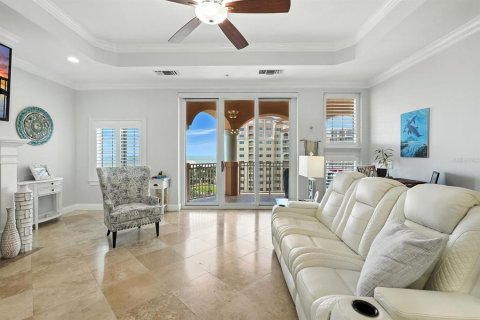 Condo in Palm Coast, Florida, 4 bedrooms  № 1913786 - photo 17