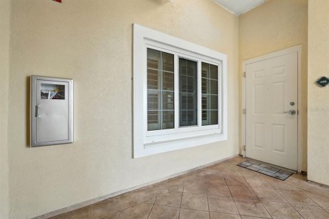 Condo in Palm Coast, Florida, 4 bedrooms  № 1913786 - photo 6