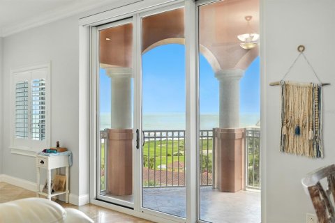 Condo in Palm Coast, Florida, 4 bedrooms  № 1913786 - photo 12
