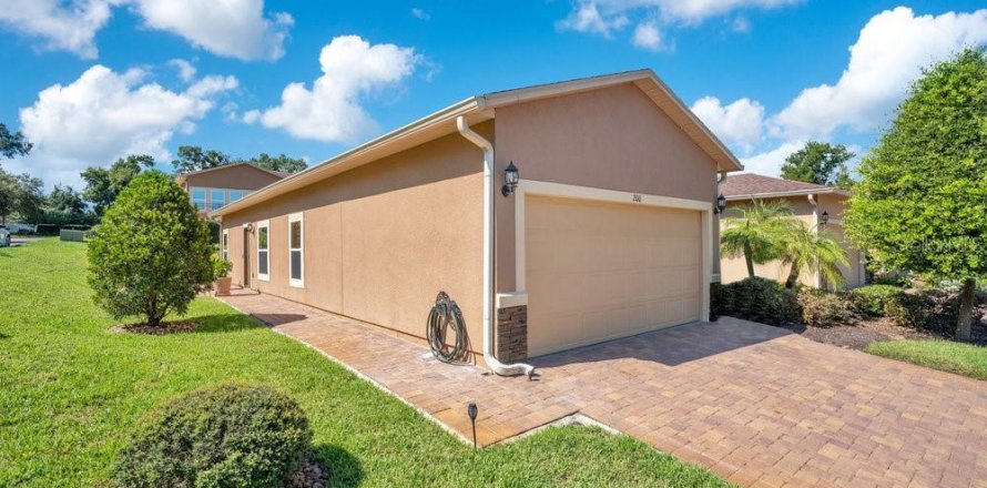 Touwnhouse à DeLand, Floride 3 chambres, 126.35 m2 № 1888556
