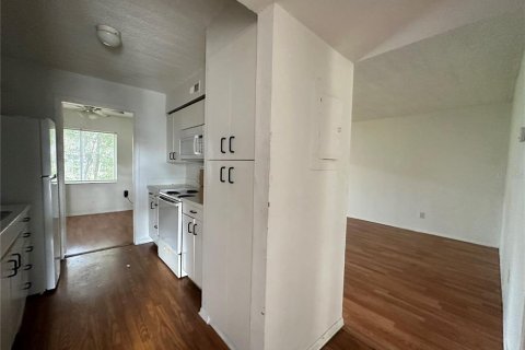 Condo in Tampa, Florida, 1 bedroom  № 1549267 - photo 7