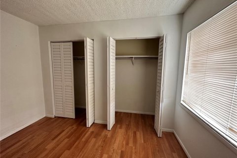 Condo in Tampa, Florida, 1 bedroom  № 1549267 - photo 10