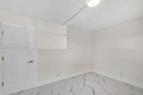 Condominio en venta en Dania Beach, Florida, 2 dormitorios, 106.28 m2 № 2153937 - foto 15