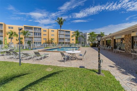 Condominio en venta en Dania Beach, Florida, 2 dormitorios, 106.28 m2 № 2153937 - foto 25