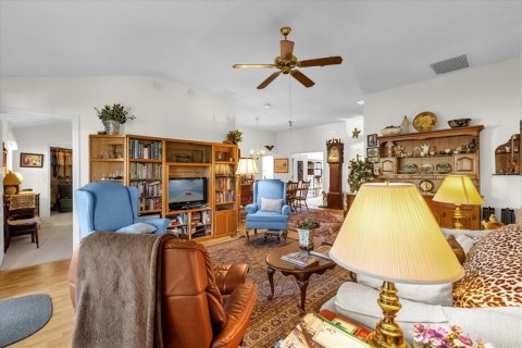 Villa ou maison à vendre à The Villages, Floride: 3 chambres, 141.21 m2 № 1556987 - photo 5