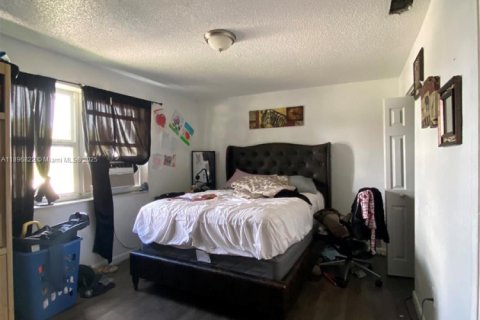 Townhouse in Miami Gardens, Florida 4 bedrooms, 120.96 sq.m. № 1948689 - photo 7