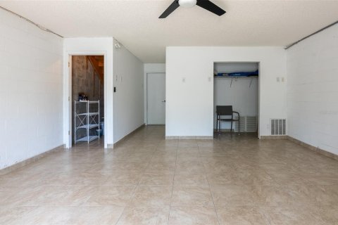 Townhouse in Indian Rocks Beach, Florida 3 bedrooms, 145.48 sq.m. № 1667052 - photo 22