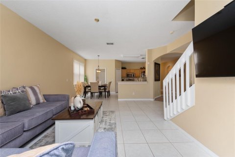 House in Orlando, Florida 4 bedrooms, 227.52 sq.m. № 1687255 - photo 8