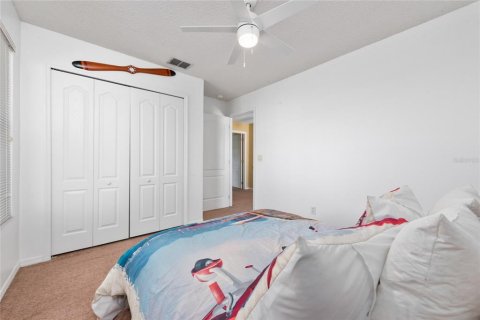 House in Orlando, Florida 4 bedrooms, 227.52 sq.m. № 1687255 - photo 28
